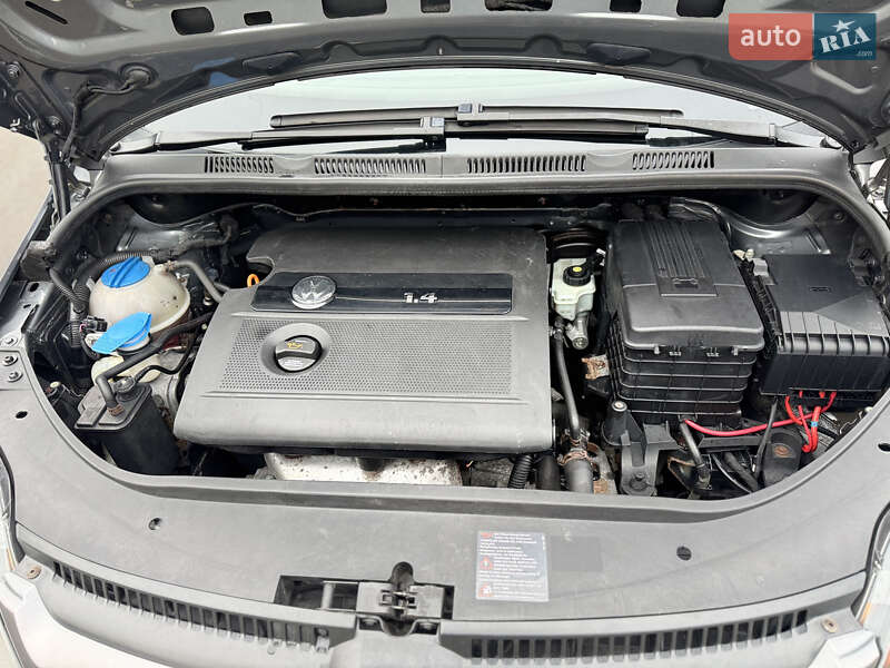 Хетчбек Volkswagen Golf Plus 2006 в Красилові