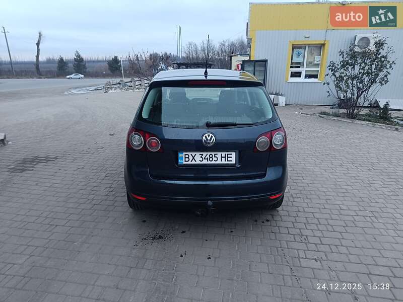 Хэтчбек Volkswagen Golf Plus 2006 в Городке