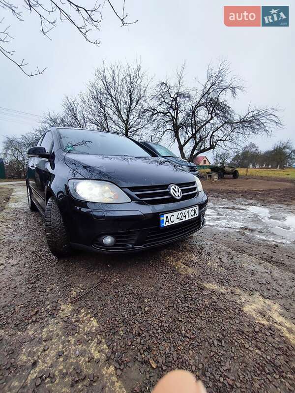 Хетчбек Volkswagen Golf Plus 2008 в Луцьку