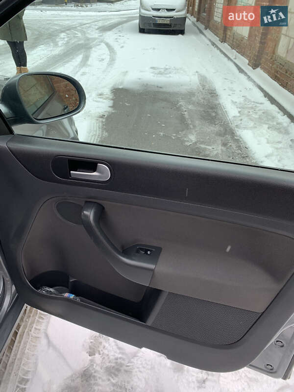 Хетчбек Volkswagen Golf Plus 2006 в Чернігові фото 15 Хетчбек Volkswagen Golf Plus 2006 в Чернігові