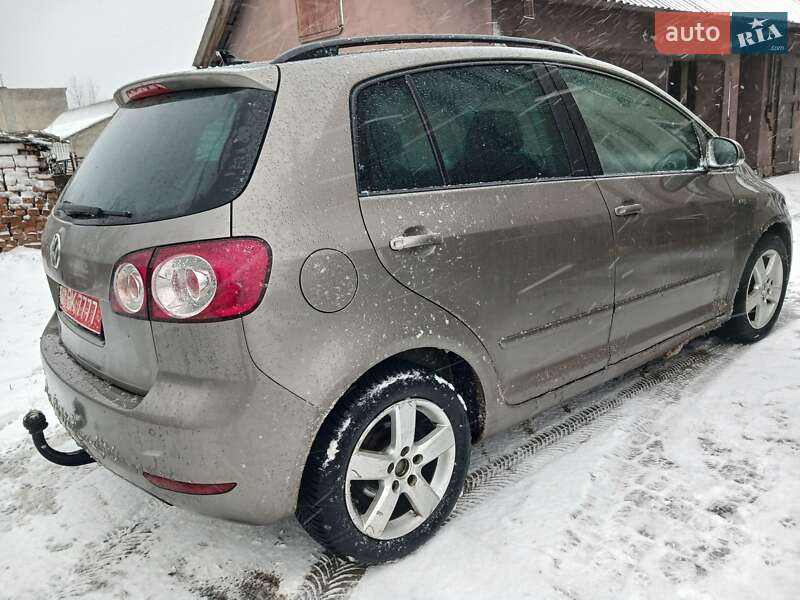 Хетчбек Volkswagen Golf Plus 2013 в Великій Багачці