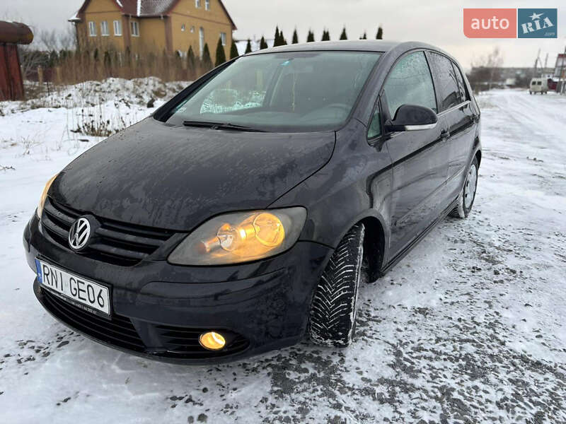 Хетчбек Volkswagen Golf Plus 2006 в Києві