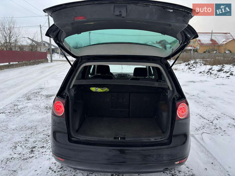 Хетчбек Volkswagen Golf Plus 2006 в Києві