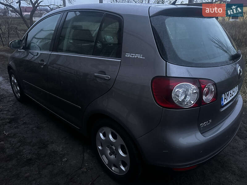 Хэтчбек Volkswagen Golf Plus 2006 в Житомире