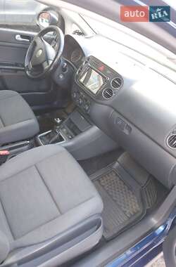 Хэтчбек Volkswagen Golf Plus 2009 в Ровно