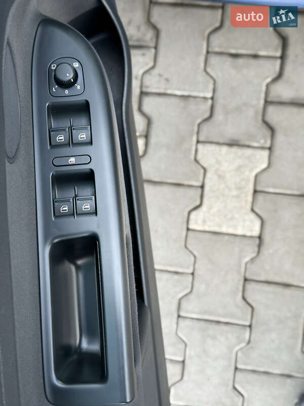 Хэтчбек Volkswagen Golf Plus 2009 в Владимире фото 58 Хэтчбек Volkswagen Golf Plus 2009 в Владимире