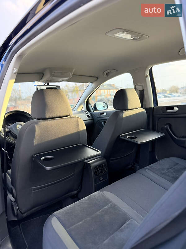 Хэтчбек Volkswagen Golf Plus 2009 в Владимире фото 88 Хэтчбек Volkswagen Golf Plus 2009 в Владимире