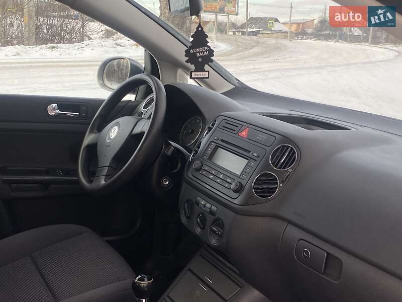 Хэтчбек Volkswagen Golf Plus 2006 в Вознесенске