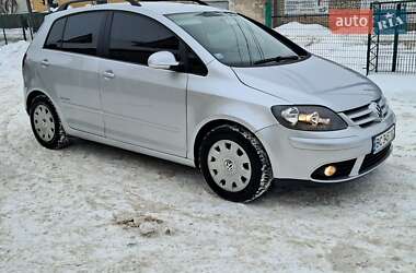 Хетчбек Volkswagen Golf Plus 2008 в Лопатині