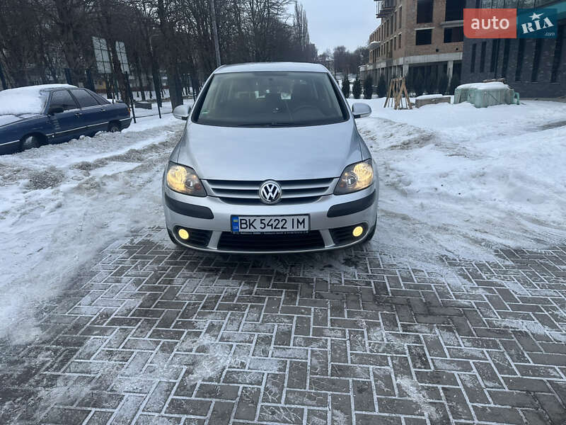 Хетчбек Volkswagen Golf Plus 2007 в Рівному