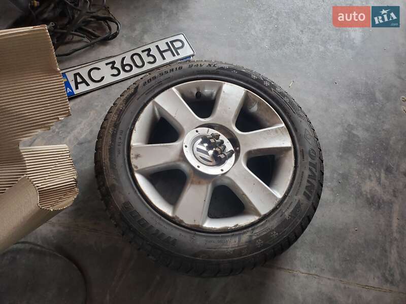 Хэтчбек Volkswagen Golf Plus 2008 в Луцке