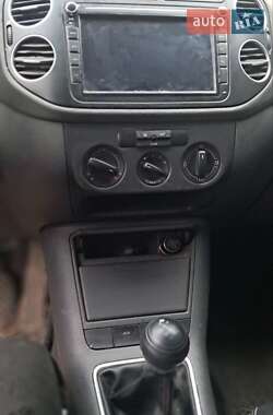 Хэтчбек Volkswagen Golf Plus 2006 в Новоселице