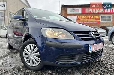 Хэтчбек Volkswagen Golf Plus 2006 в Смеле