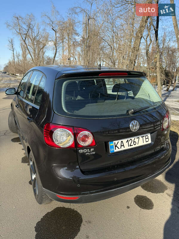 Хэтчбек Volkswagen Golf Plus 2006 в Киеве