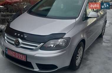 Хэтчбек Volkswagen Golf Plus 2006 в Полтаве