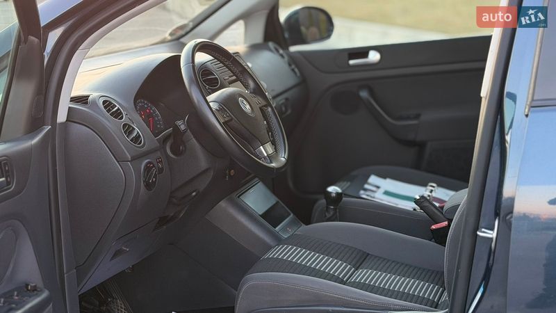 Хэтчбек Volkswagen Golf Plus 2008 в Запорожье