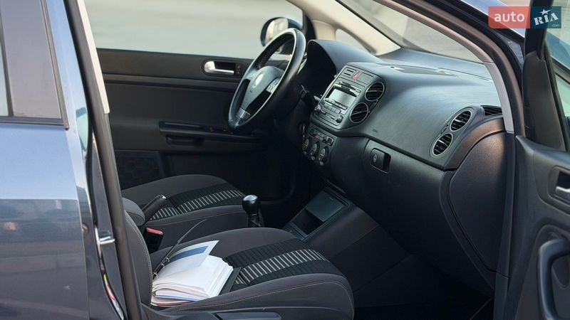 Хэтчбек Volkswagen Golf Plus 2008 в Запорожье