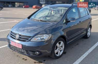 Хэтчбек Volkswagen Golf Plus 2008 в Киеве