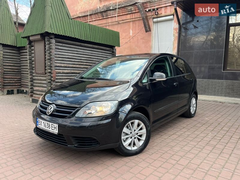 Хэтчбек Volkswagen Golf Plus 2005 в Могилев-Подольске