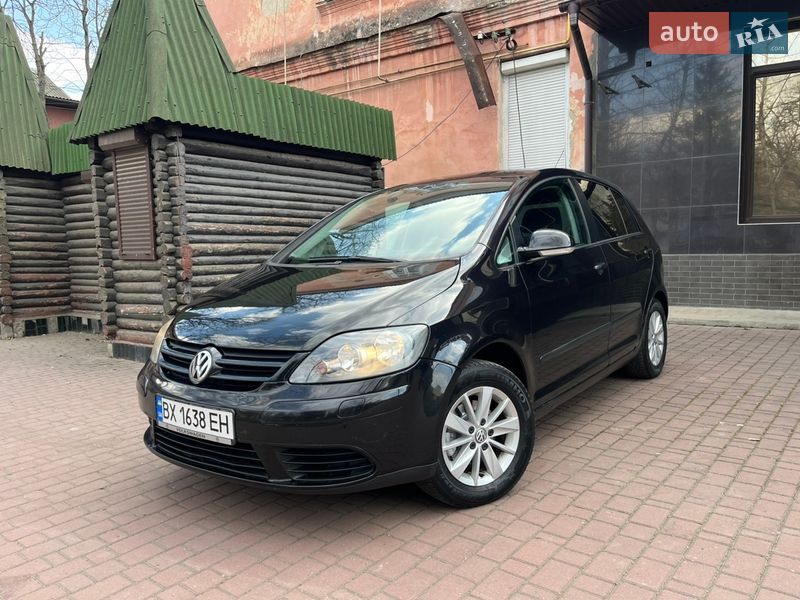 Хэтчбек Volkswagen Golf Plus 2005 в Могилев-Подольске