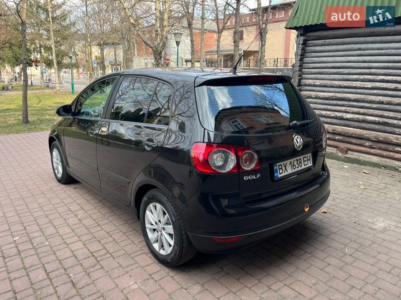 Хэтчбек Volkswagen Golf Plus 2005 в Могилев-Подольске