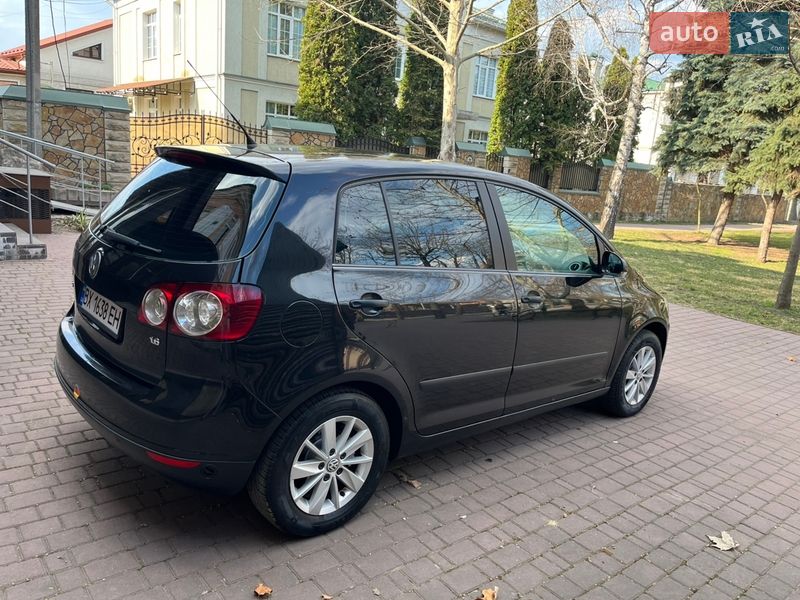 Хэтчбек Volkswagen Golf Plus 2005 в Могилев-Подольске