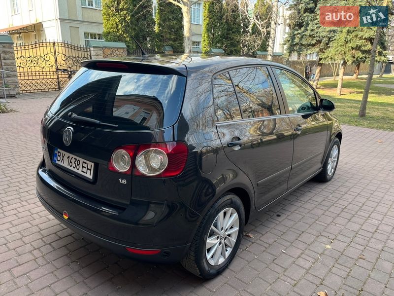 Хэтчбек Volkswagen Golf Plus 2005 в Могилев-Подольске