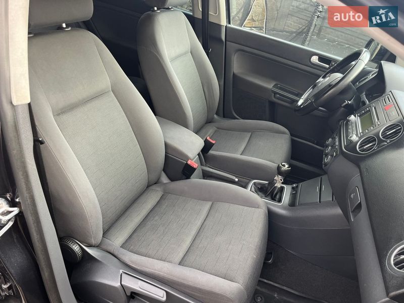 Хэтчбек Volkswagen Golf Plus 2005 в Могилев-Подольске