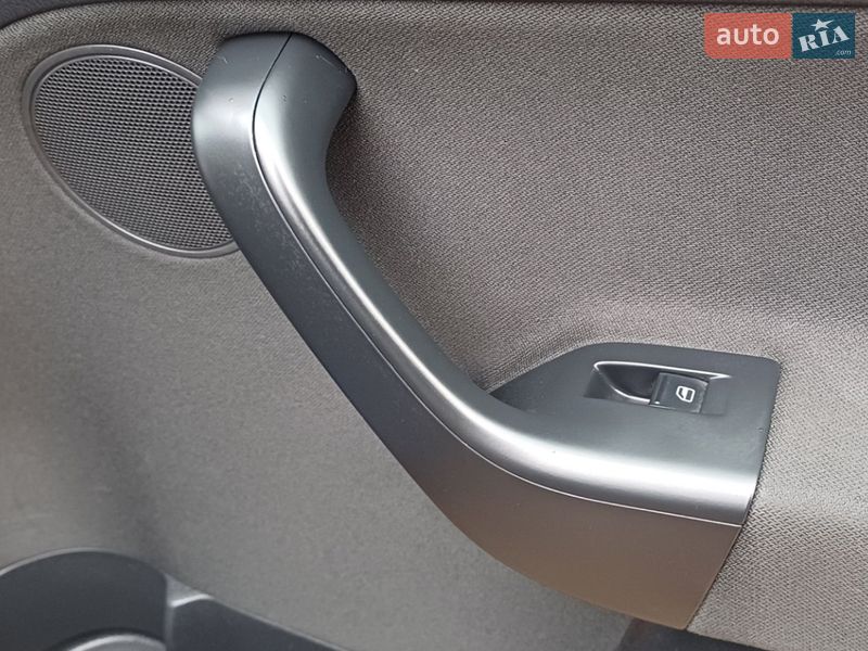 Хэтчбек Volkswagen Golf Plus 2010 в Сарнах