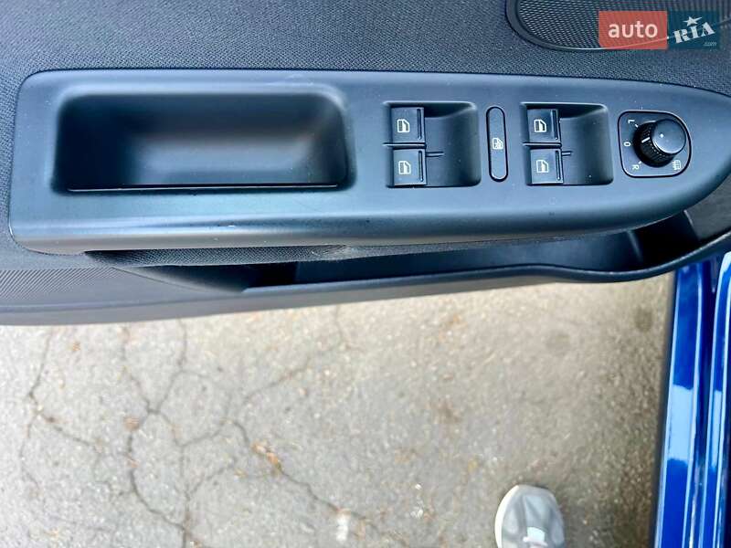 Хэтчбек Volkswagen Golf Plus 2011 в Умани фото 50 Хэтчбек Volkswagen Golf Plus 2011 в Умани