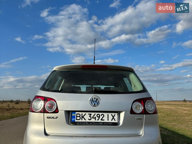 Хэтчбек Volkswagen Golf Plus 2005 в Сарнах
