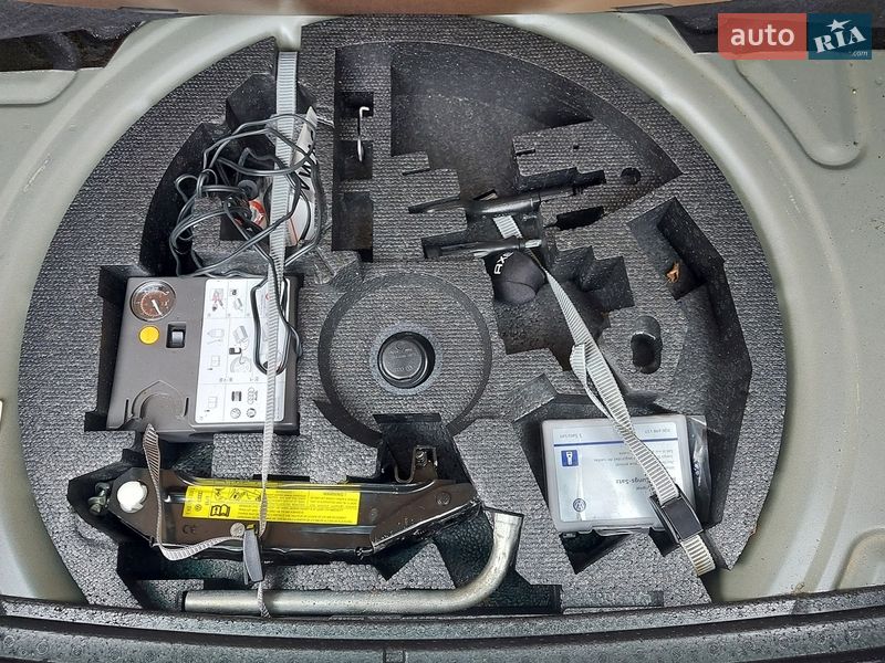 Хэтчбек Volkswagen Golf Plus 2009 в Виннице