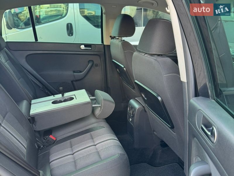 Хэтчбек Volkswagen Golf Plus 2013 в Ровно