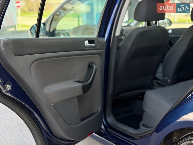 Хэтчбек Volkswagen Golf Plus 2006 в Миргороде