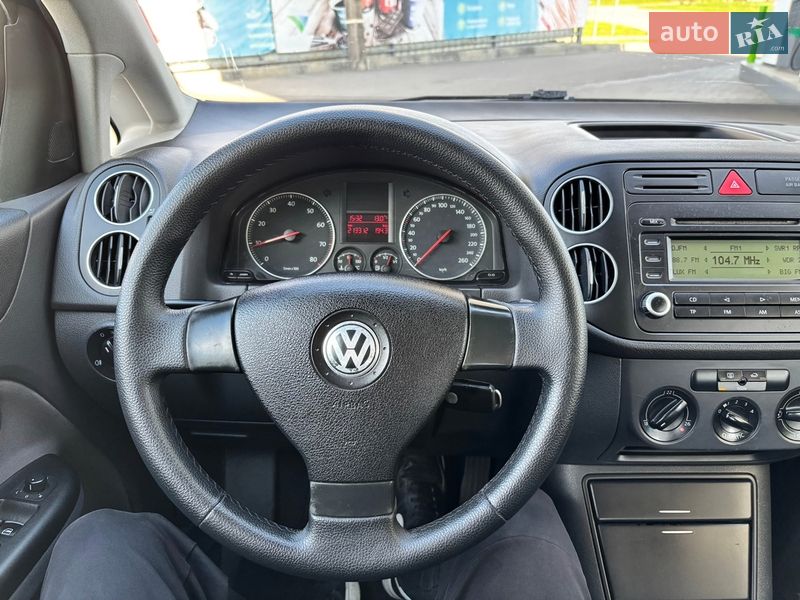 Хэтчбек Volkswagen Golf Plus 2006 в Миргороде