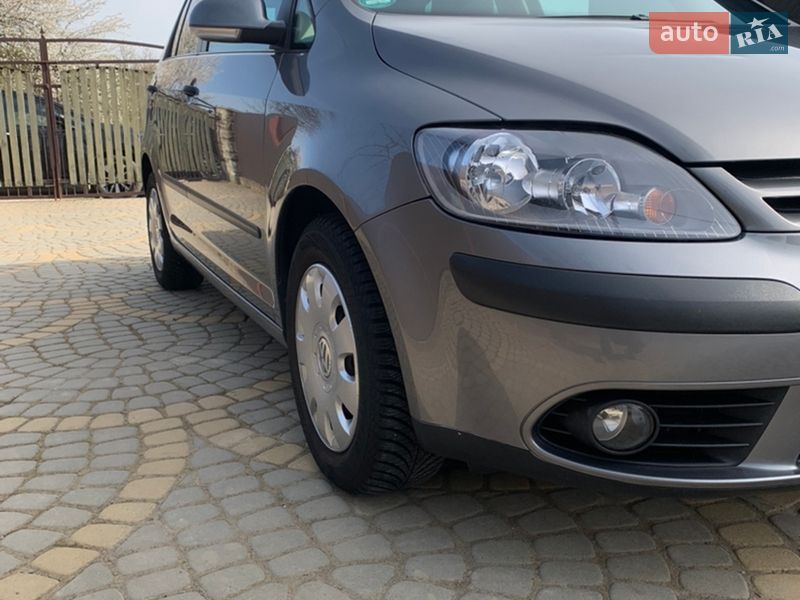 Хэтчбек Volkswagen Golf Plus 2006 в Ивано-Франковске