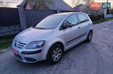 Хэтчбек Volkswagen Golf Plus 2006 в Киверцах