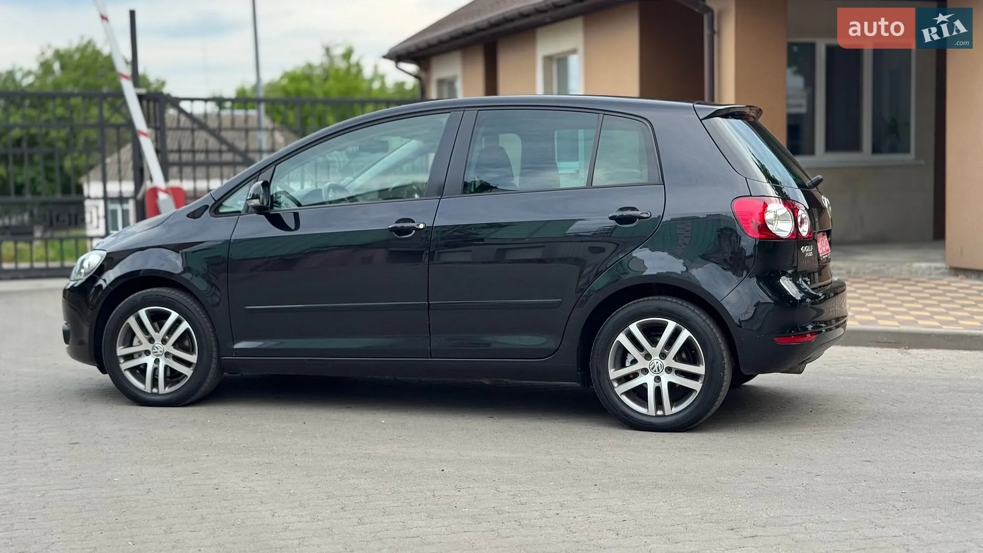 2010 Volkswagen Golf Plus - мініатюра 11