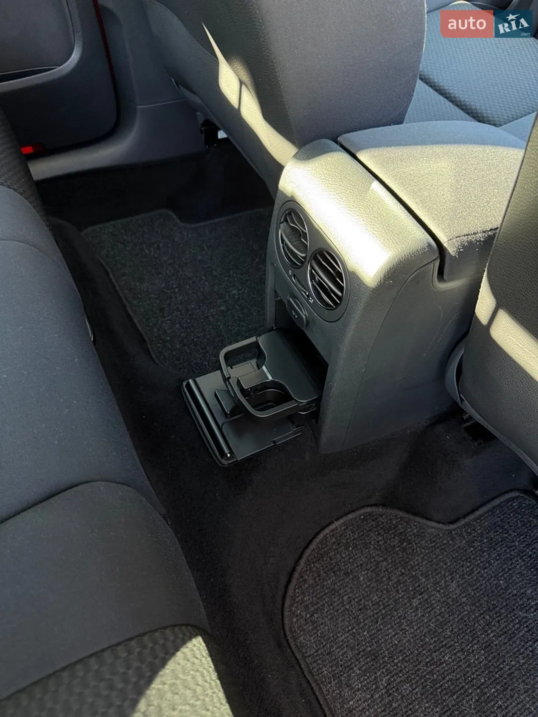 2010 Volkswagen Golf Plus - мініатюра 40