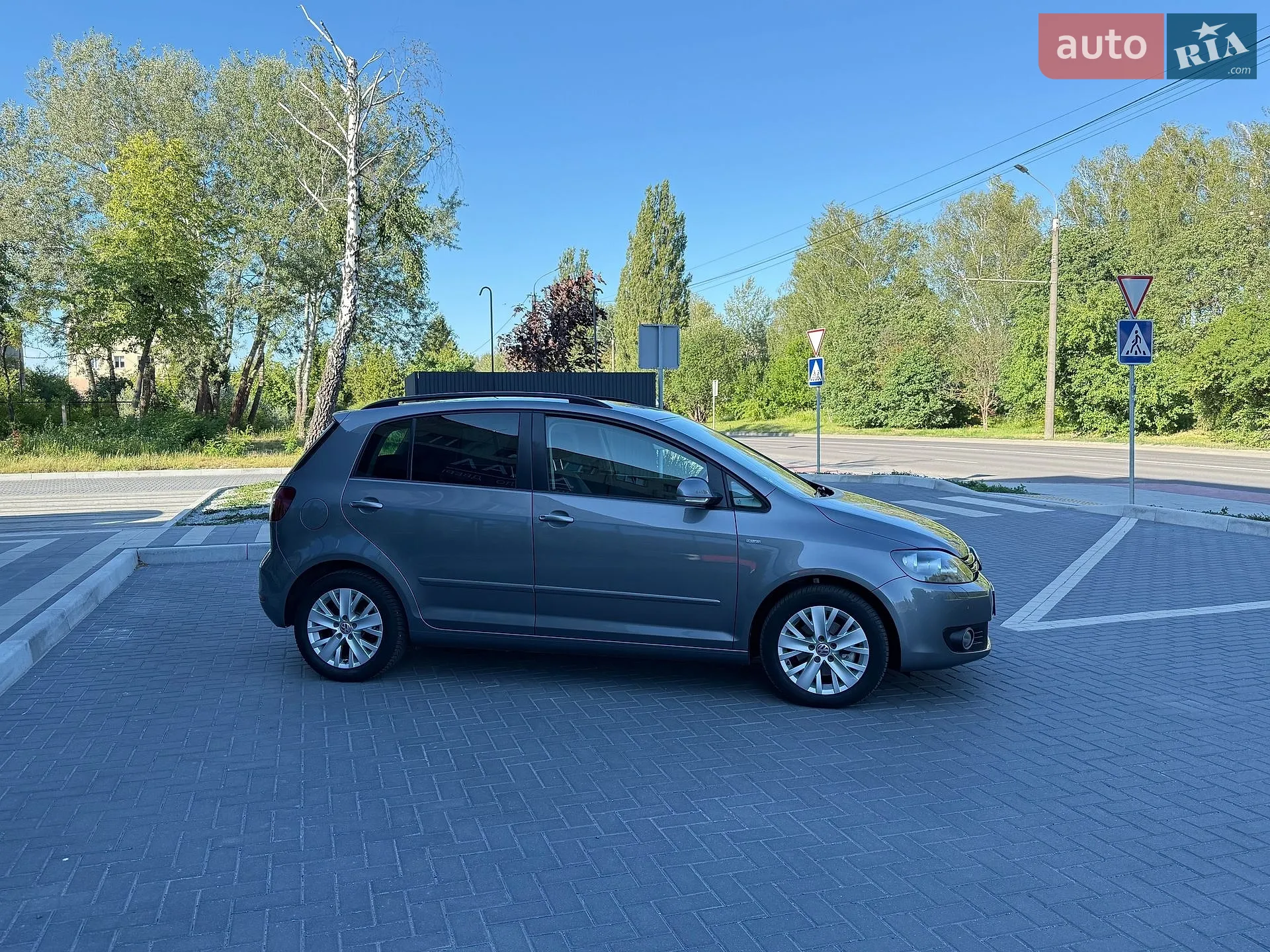 2013 Volkswagen Golf Plus - мініатюра 9