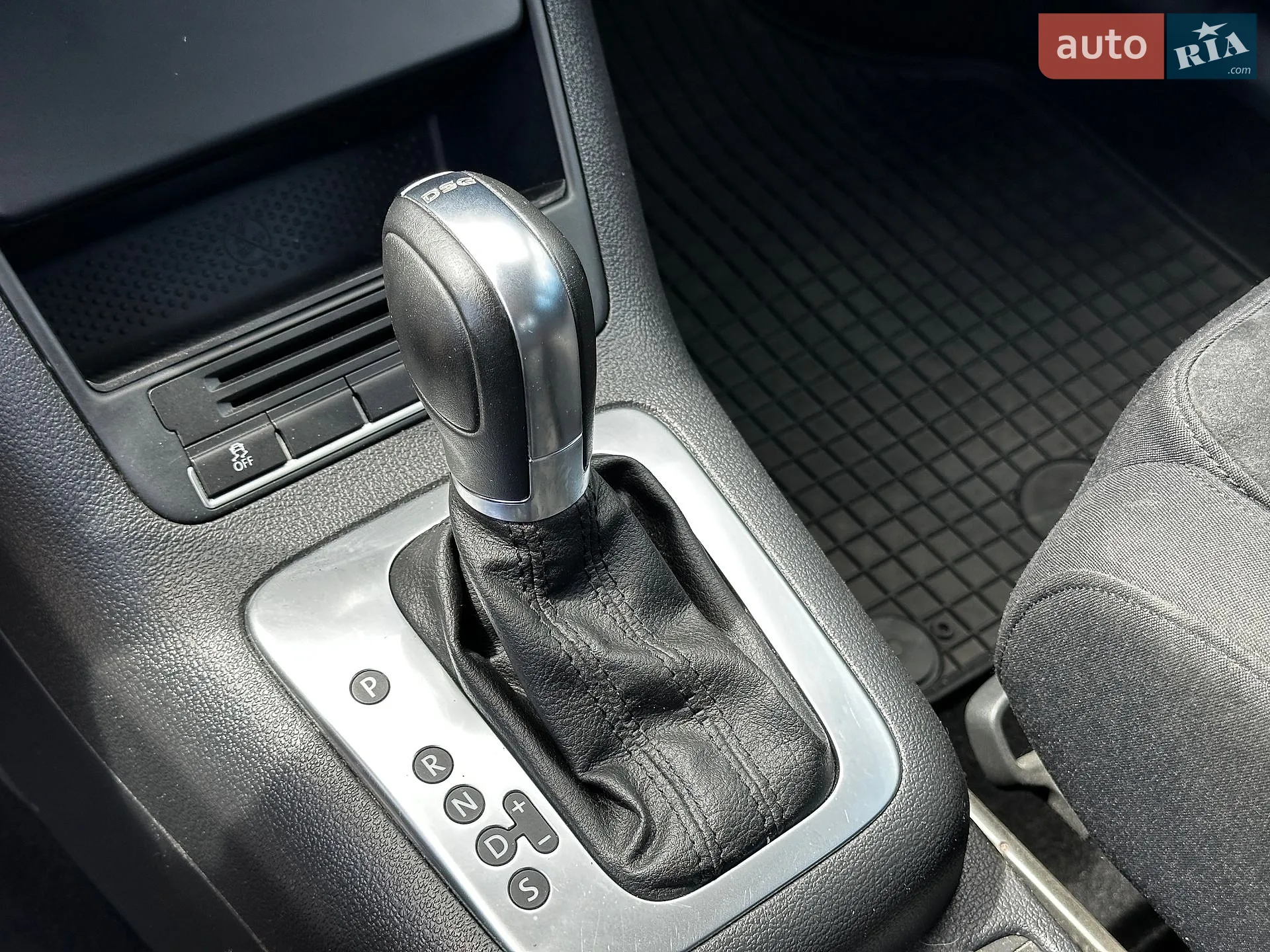 2013 Volkswagen Golf Plus - мініатюра 32
