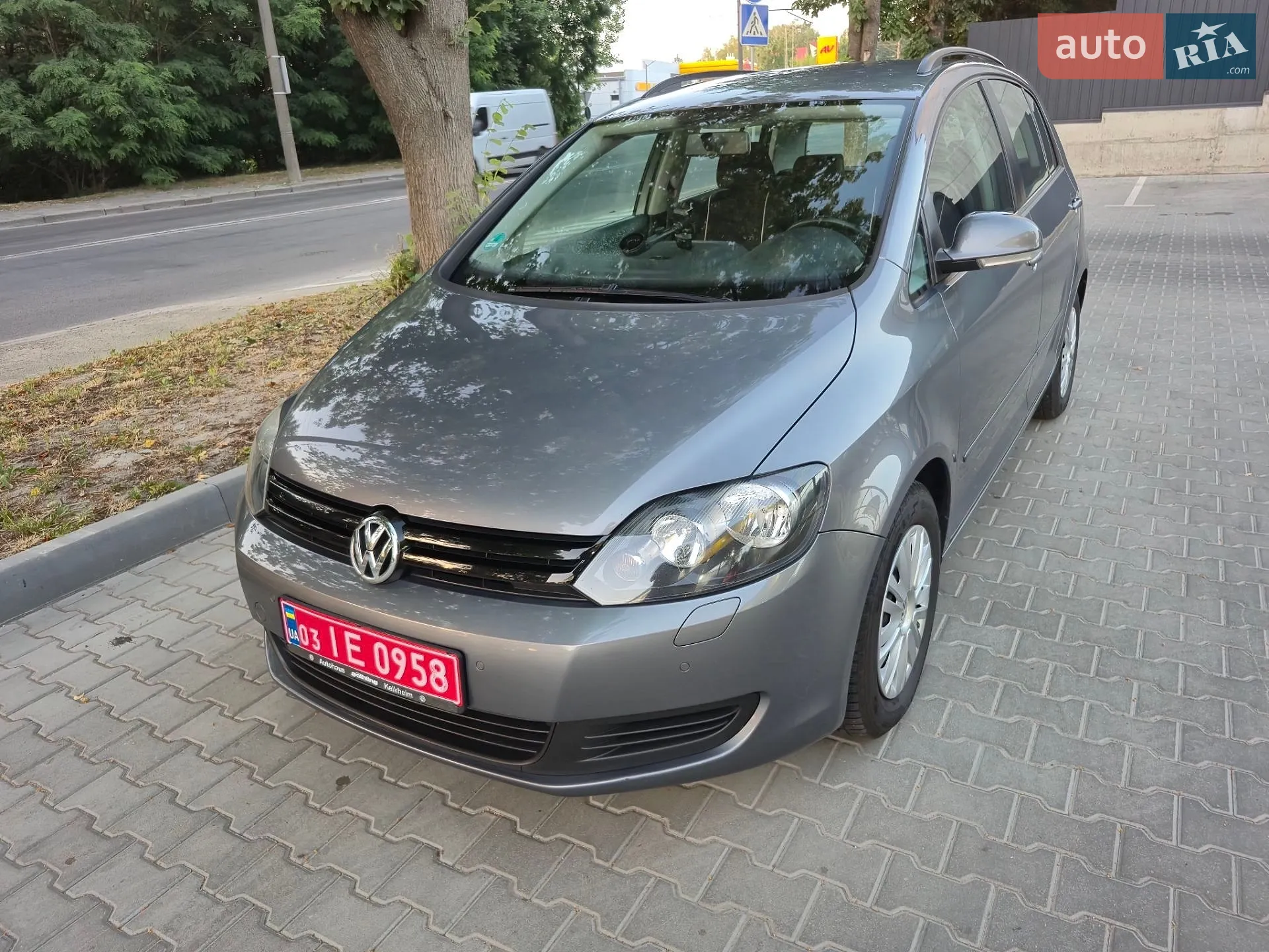 2010 Volkswagen Golf Plus - мініатюра 3