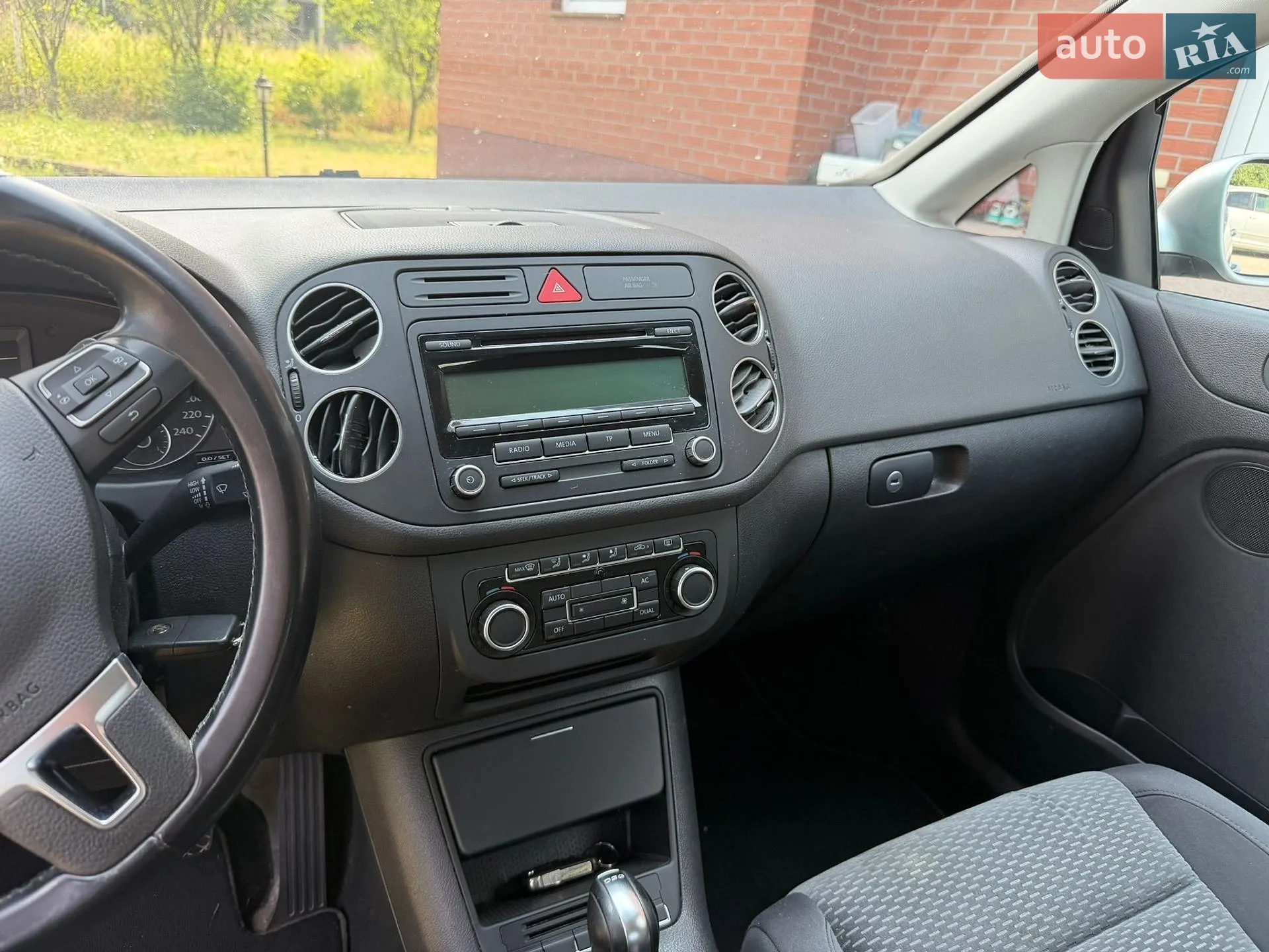 2011 Volkswagen Golf Plus - мініатюра 27