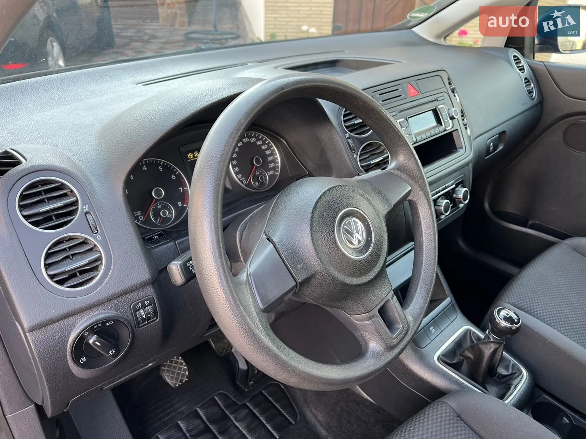 2010 Volkswagen Golf Plus - мініатюра 28