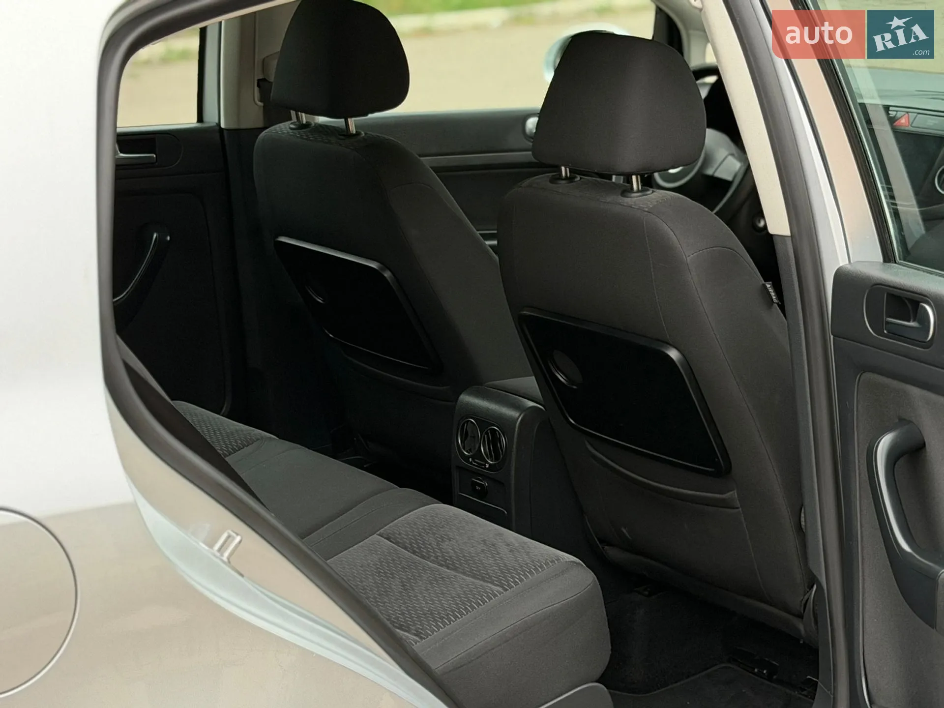 2010 Volkswagen Golf Plus - мініатюра 32