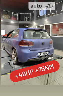 Хэтчбек Volkswagen Golf R 2012 в Киеве