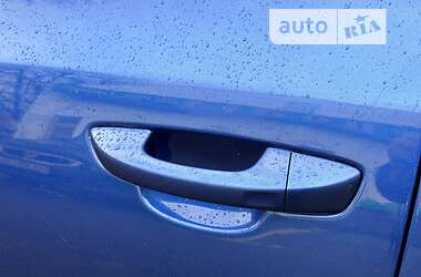 Хэтчбек Volkswagen Golf R 2012 в Киеве