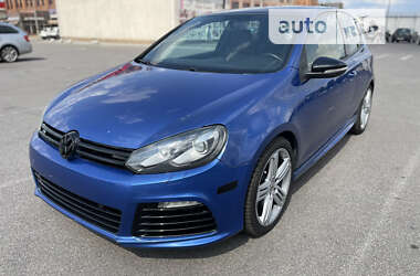 Хэтчбек Volkswagen Golf R 2012 в Киеве