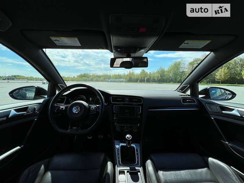 Хетчбек Volkswagen Golf R 2016 в Львові фото 12 Хетчбек Volkswagen Golf R 2016 в Львові