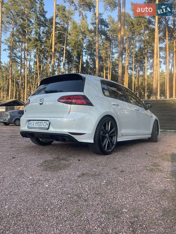 Хэтчбек Volkswagen Golf R 2017 в Киеве фото 7 Хэтчбек Volkswagen Golf R 2017 в Киеве